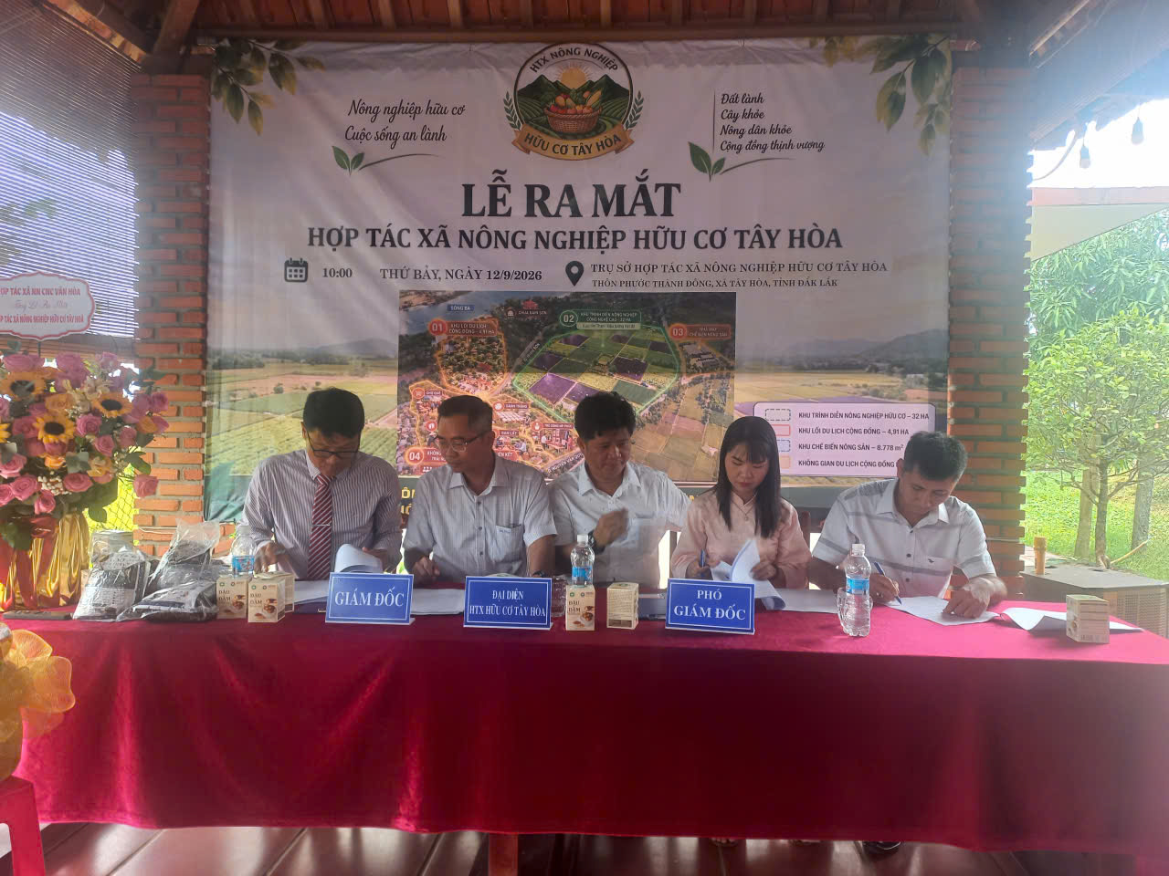 Ra mắt Hợp tác xã Nông nghiệp hữu cơ Tây Hòa
